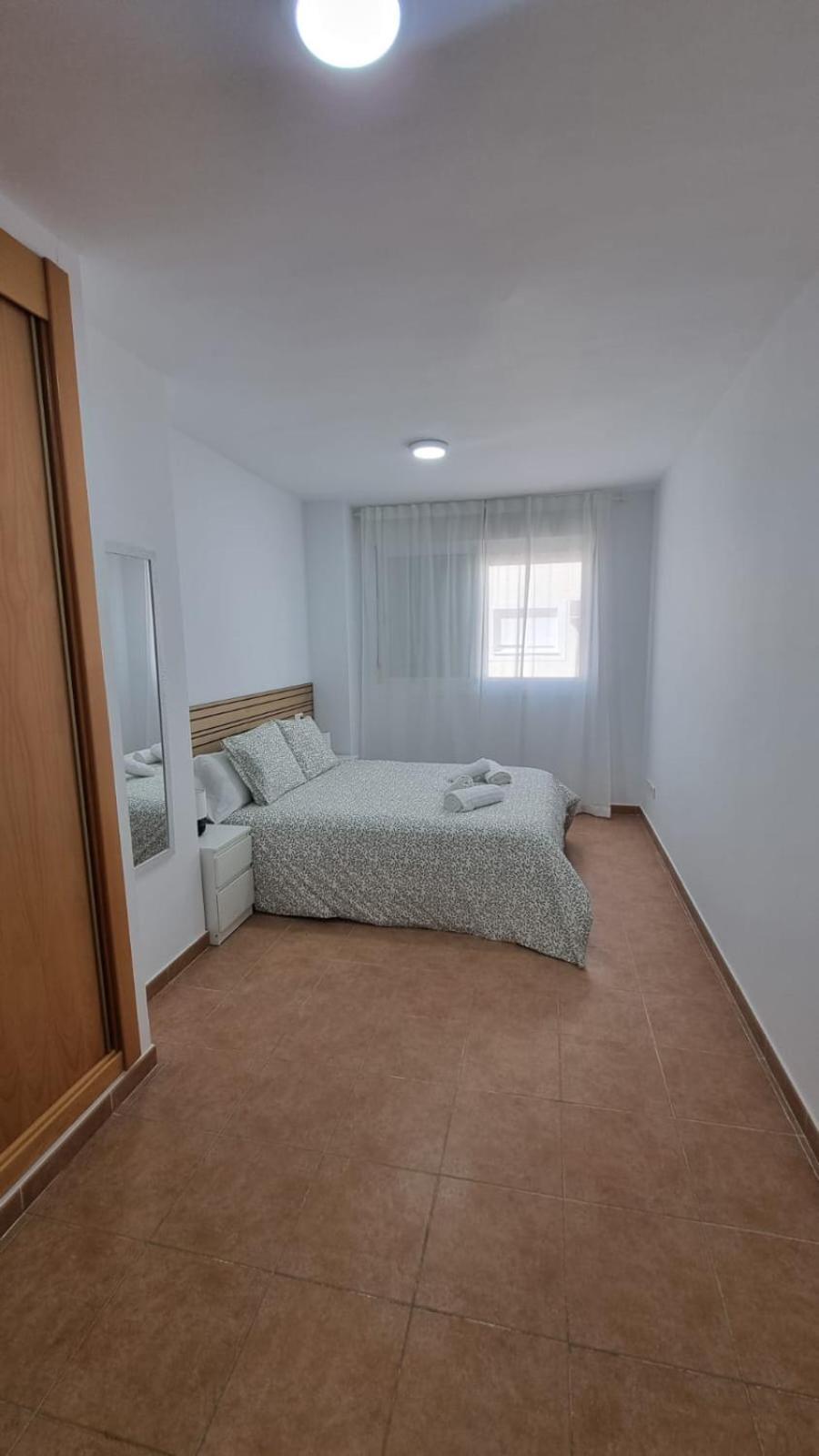 Moderno Apartamento 3 Dormitorios, Garaje Y Piscina La Algaba Eksteriør bilde