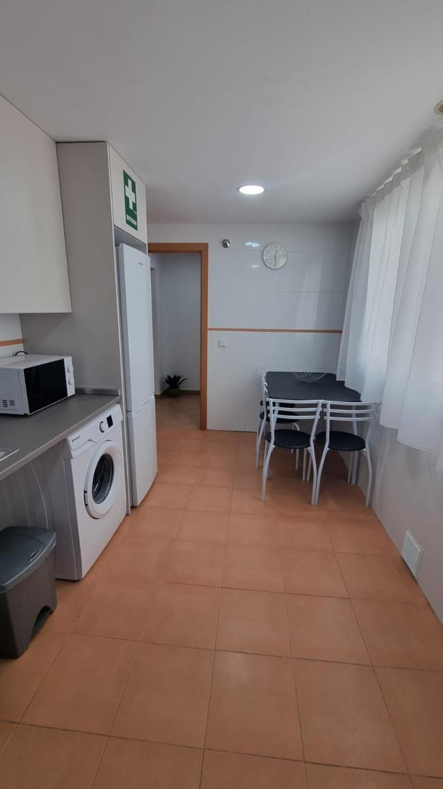 Moderno Apartamento 3 Dormitorios, Garaje Y Piscina La Algaba Eksteriør bilde
