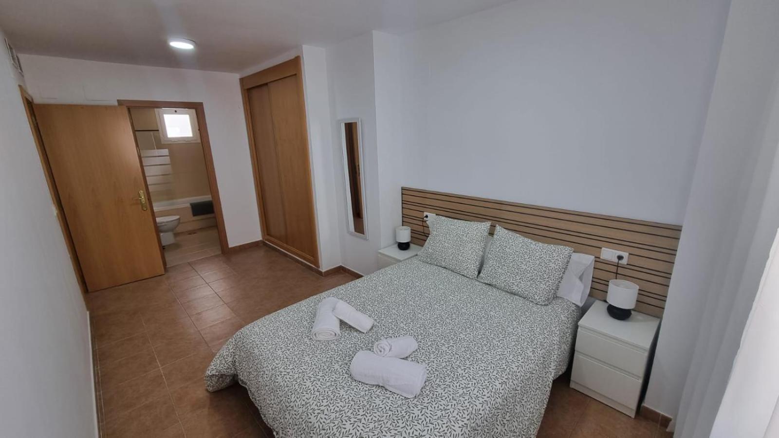 Moderno Apartamento 3 Dormitorios, Garaje Y Piscina La Algaba Eksteriør bilde