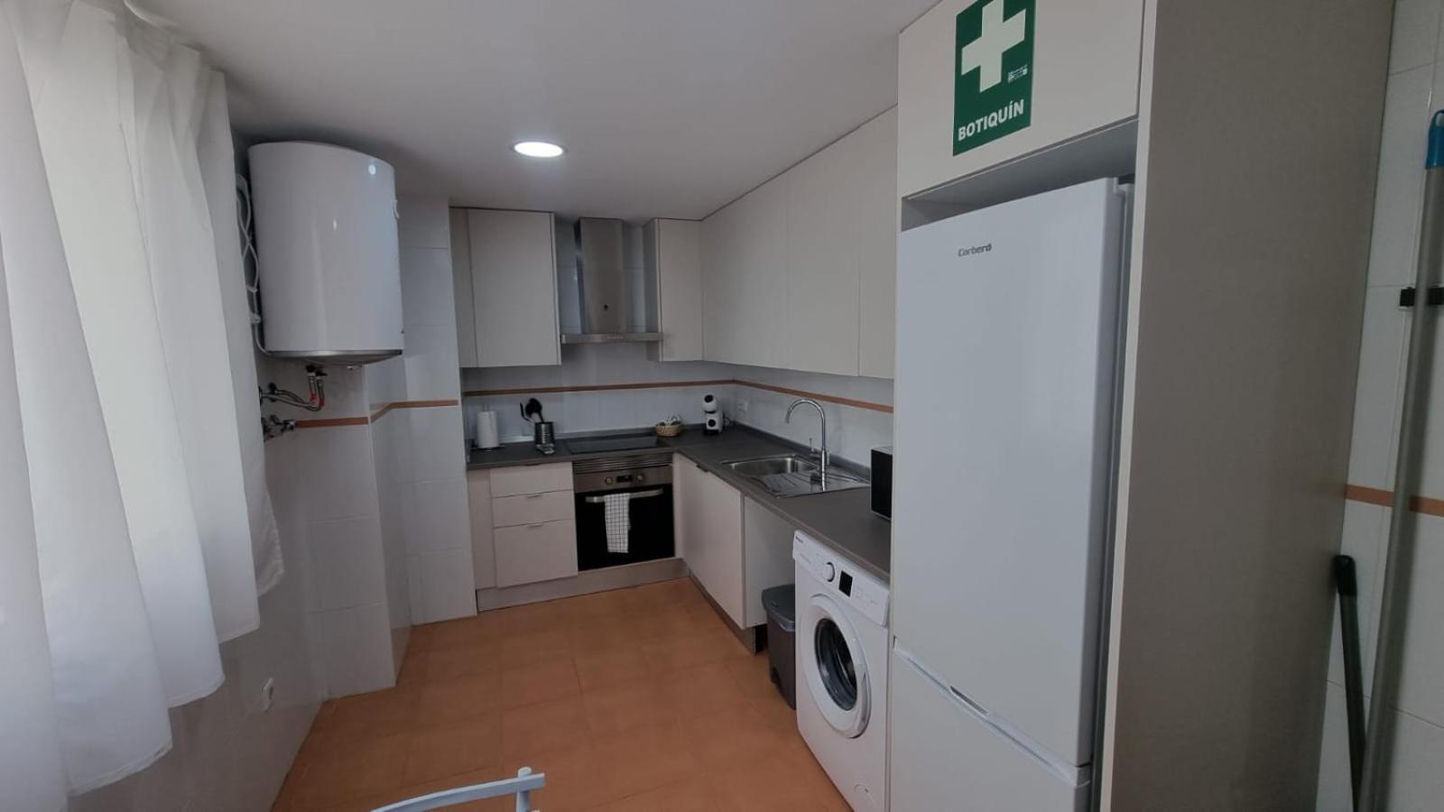 Moderno Apartamento 3 Dormitorios, Garaje Y Piscina La Algaba Eksteriør bilde